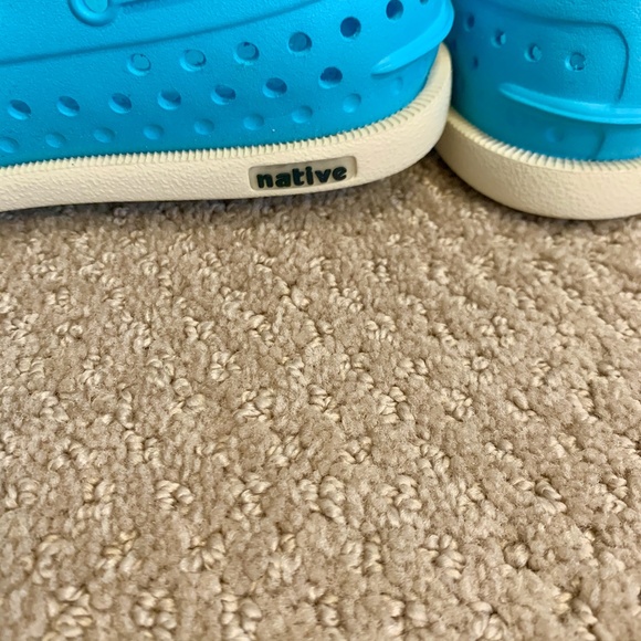 NWT Native Brand Shoes - Picture 5 of 6